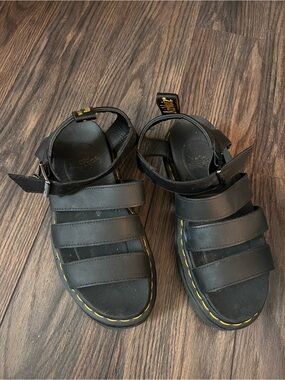 dr. martens blair sandal size 6
